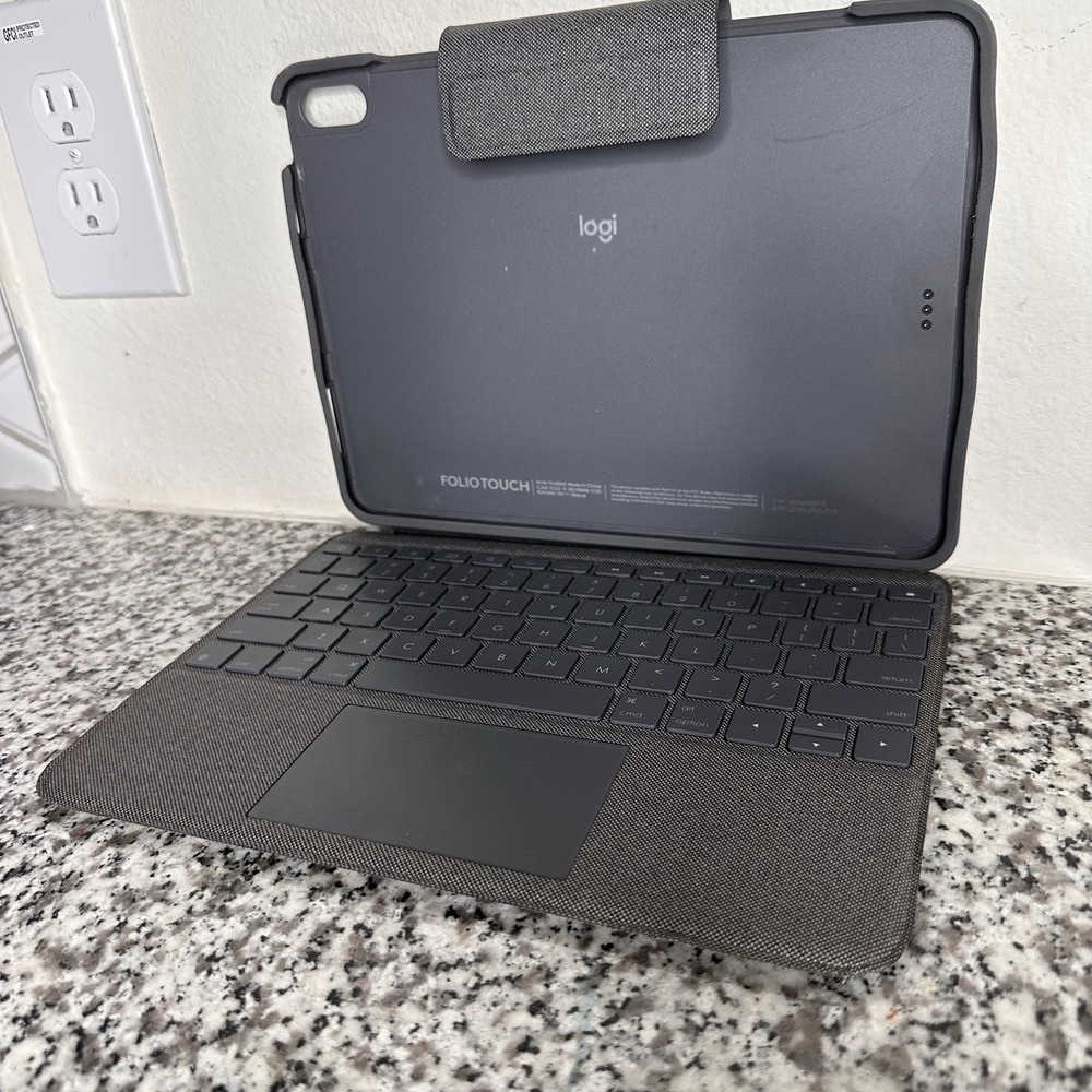 Logitech Folio Touch YU0043 iPad Air 4th/5th 11" Keyboard Case Grey GUC